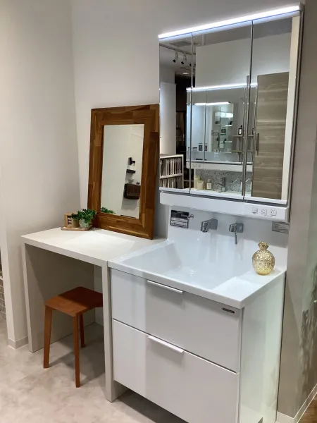 洗面台（洗面所） ファミーユ 間口75cm ホワイト SU3437の展示品（松山